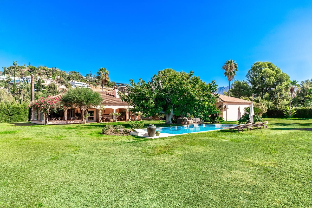4 Bedroom Villa in Benahavís - Foto 55