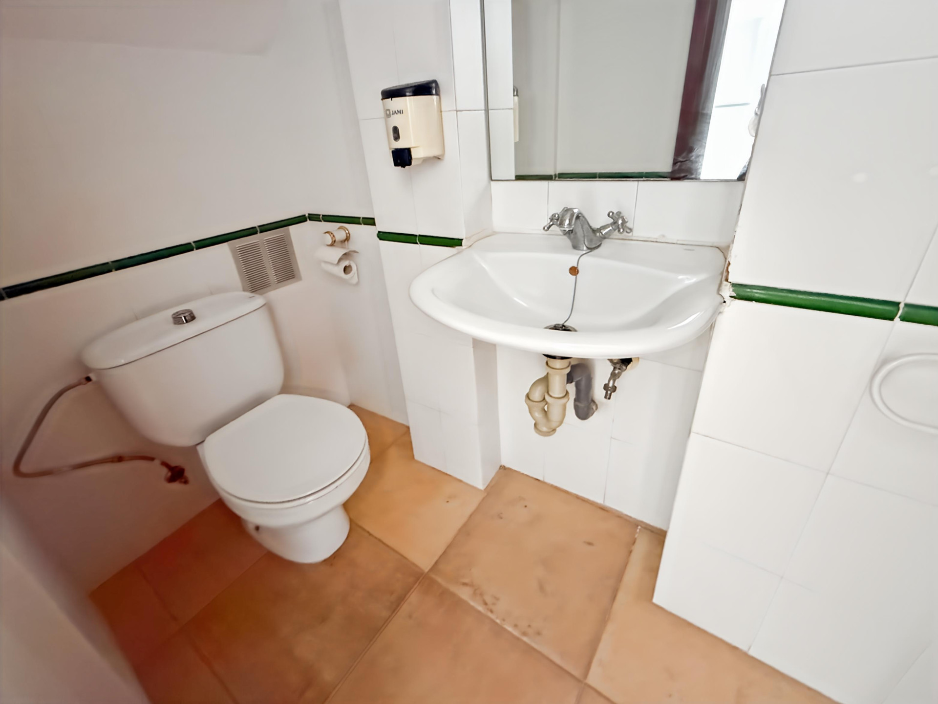 1 Bedroom Penthouse in Benalmádena - Photo 13
