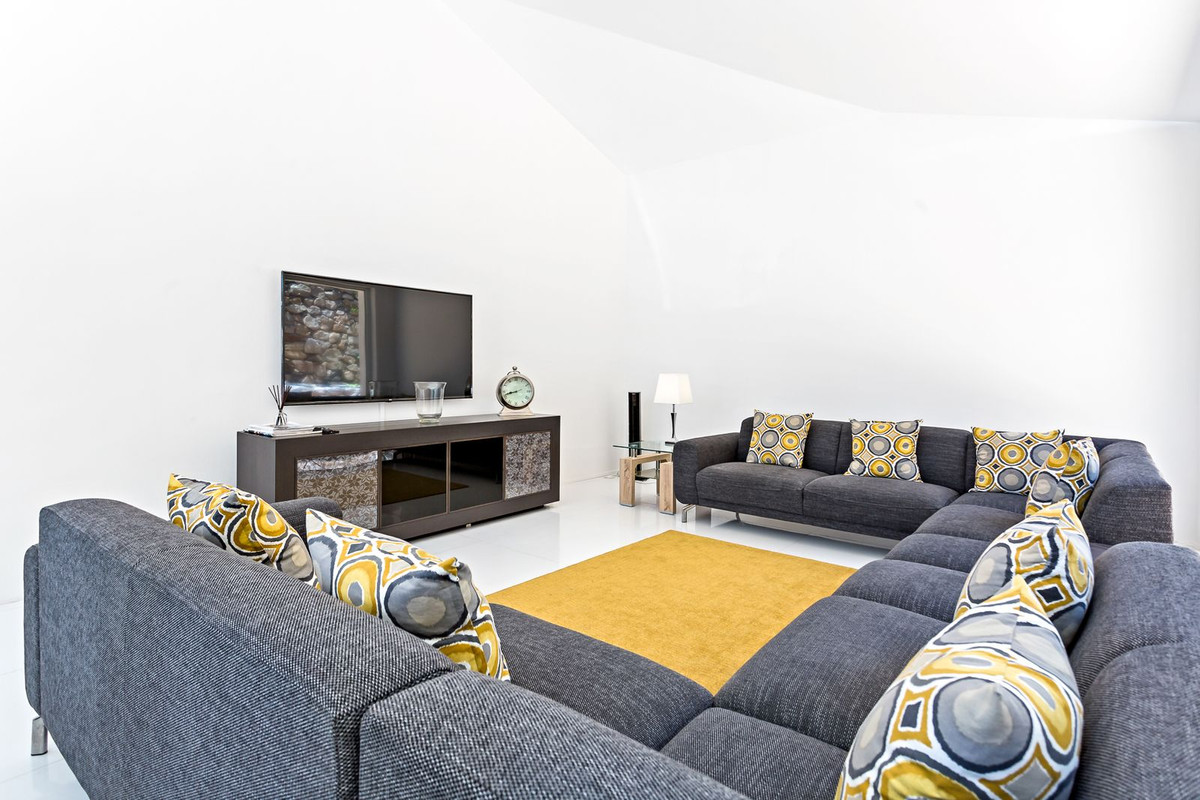 7 Bedroom Villa in Marbella - Photo 25