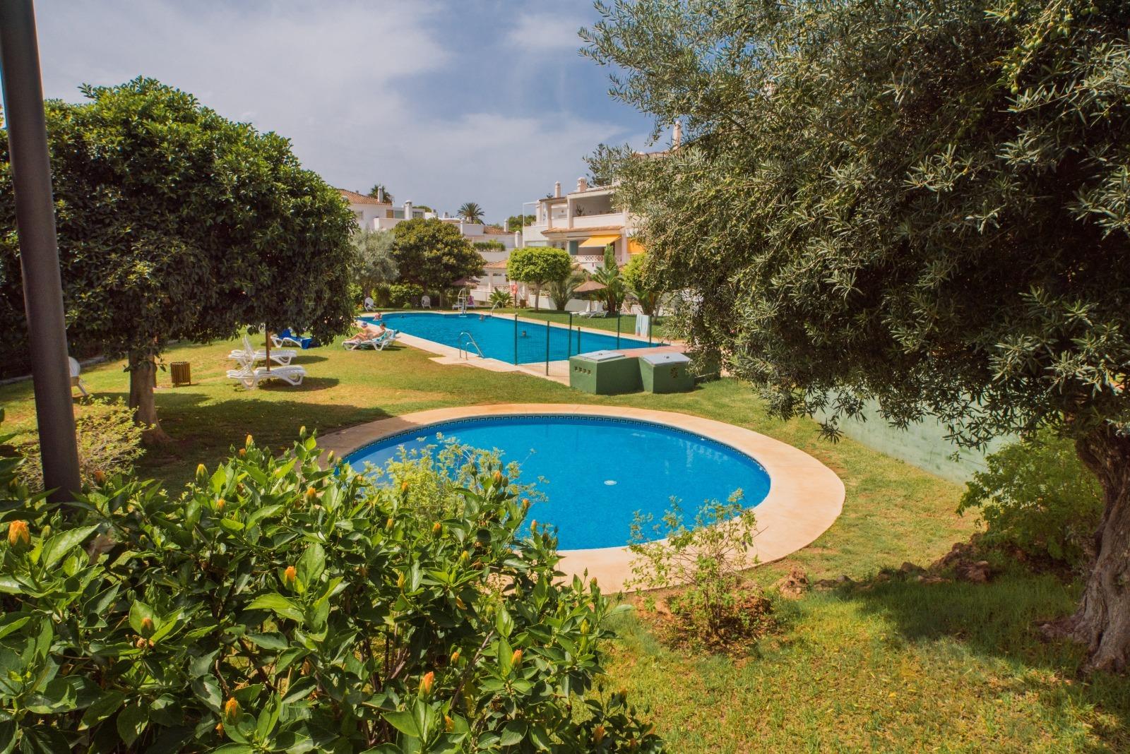2 Bedroom Apartment in Marbella - Photo 2