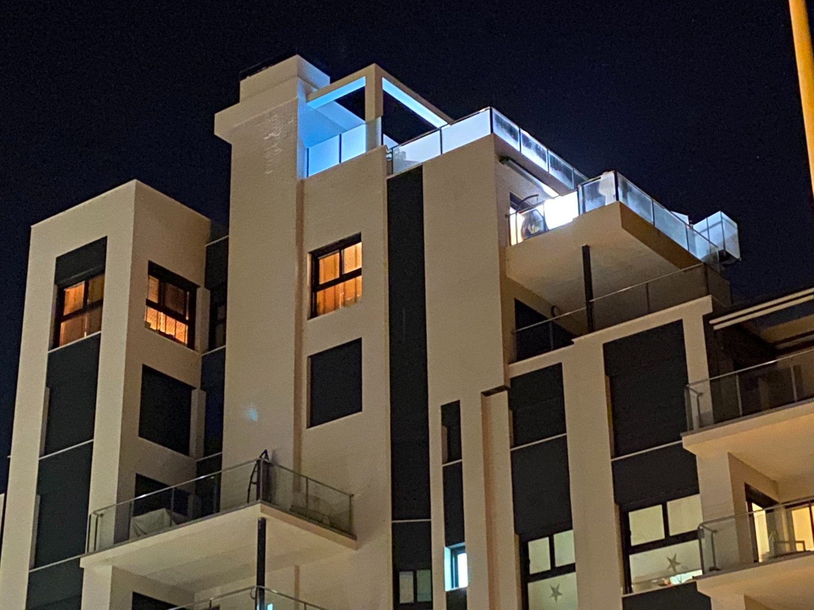 Apartamento com 3 quartos com piscina em Alicante, Espanha – Foto 28