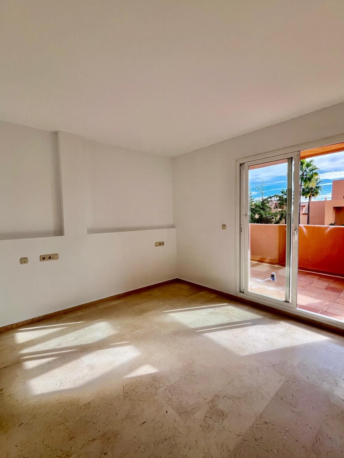 Apartamento com 2 quartos com piscina em Málaga, Espanha – Foto 11