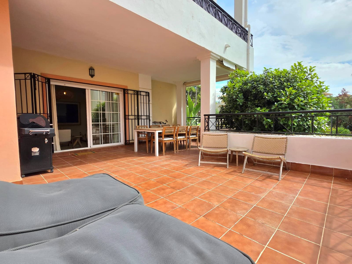 3 Bedroom Apartment in Marbella - Photo 6