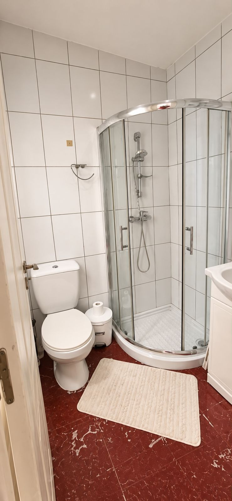 2 Bedroom Townhouse in Marbella - Photo 15