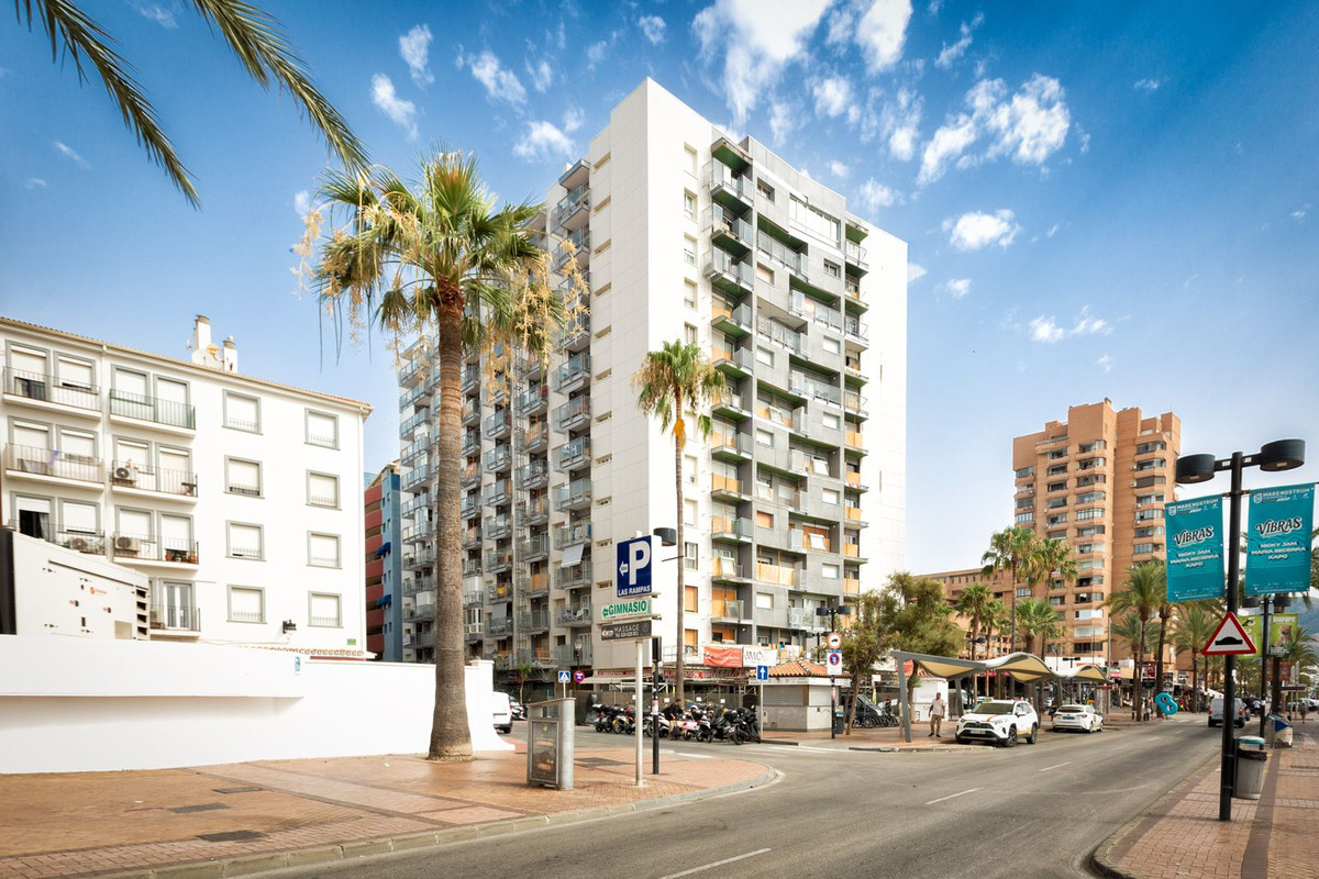 1 Bedroom Apartment in Fuengirola - Foto 3
