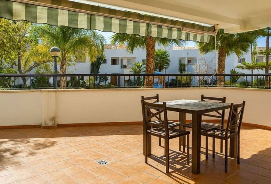 2 Bedroom Apartment in San Pedro de Alcántara - Photo 10