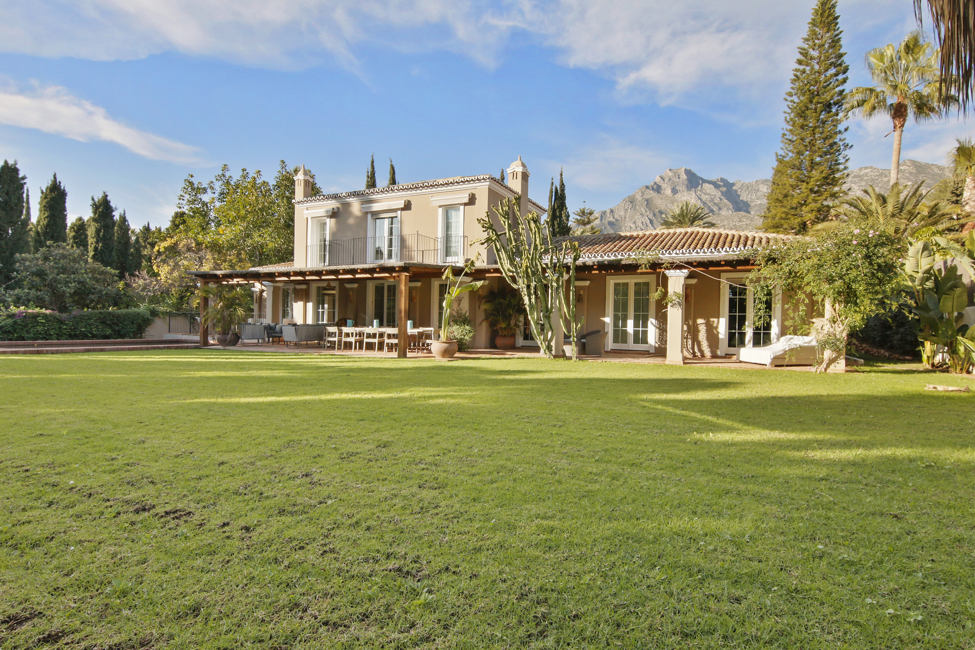 4 Bedroom Villa in Marbella - Photo 22