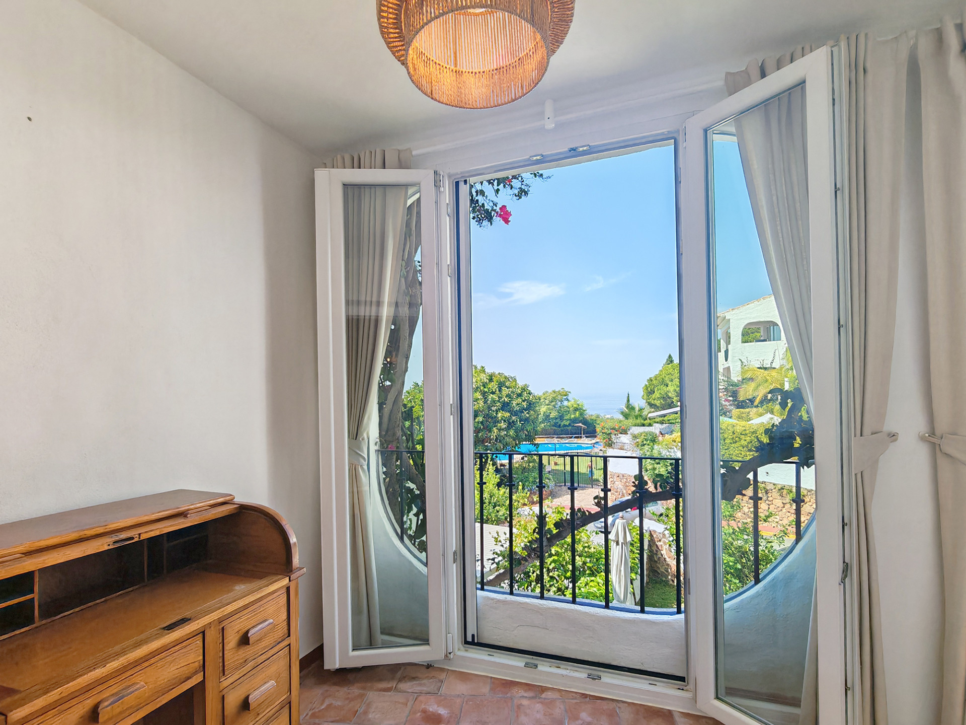 4 Bedroom Townhouse in Marbella - Photo 12