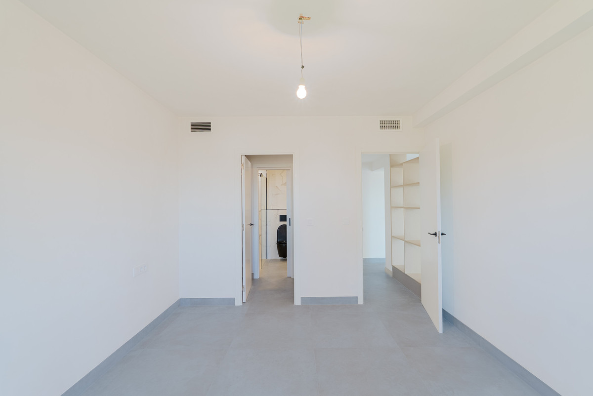 3 Bedroom Apartment in Marbella - Фото 24