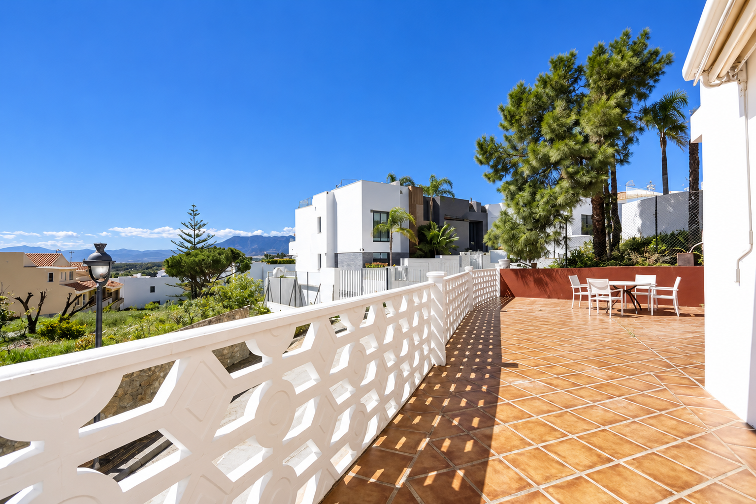 3 Bedroom Villa in Marbella - Photo 25