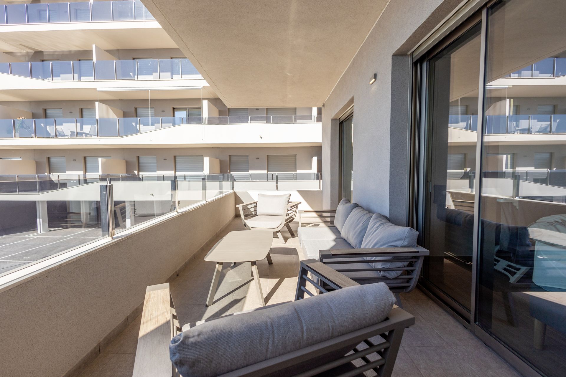 Apartamento com 3 quartos com piscina em Alicante, Espanha – Foto 1