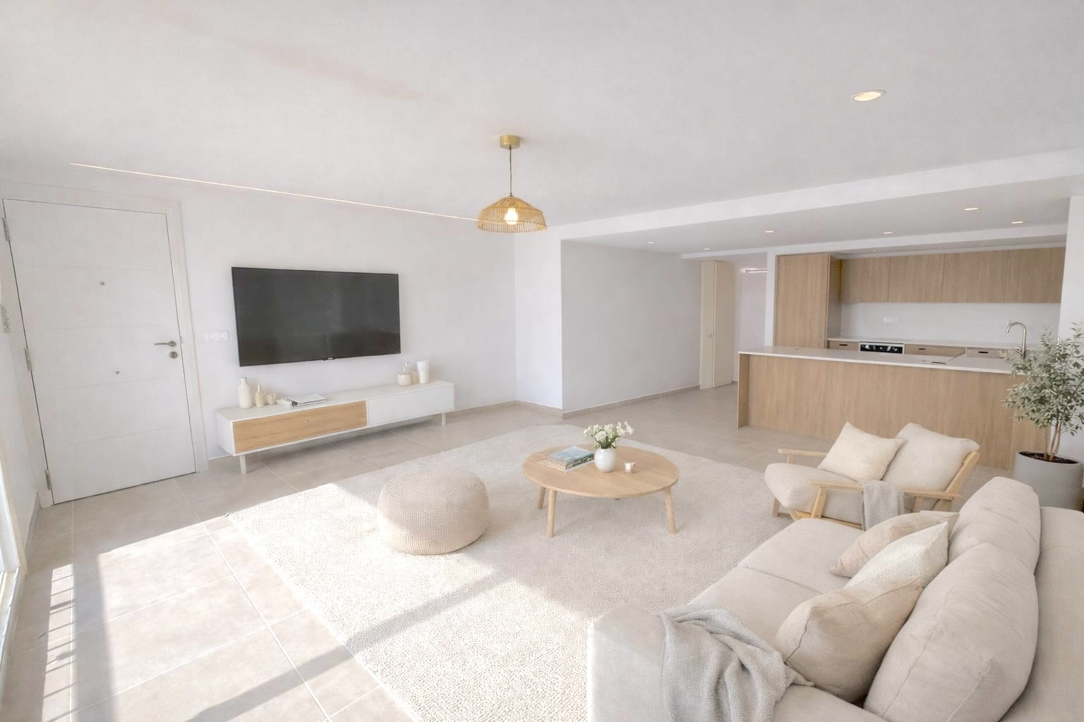 2 Bedroom Apartment in Fuengirola - Photo 13