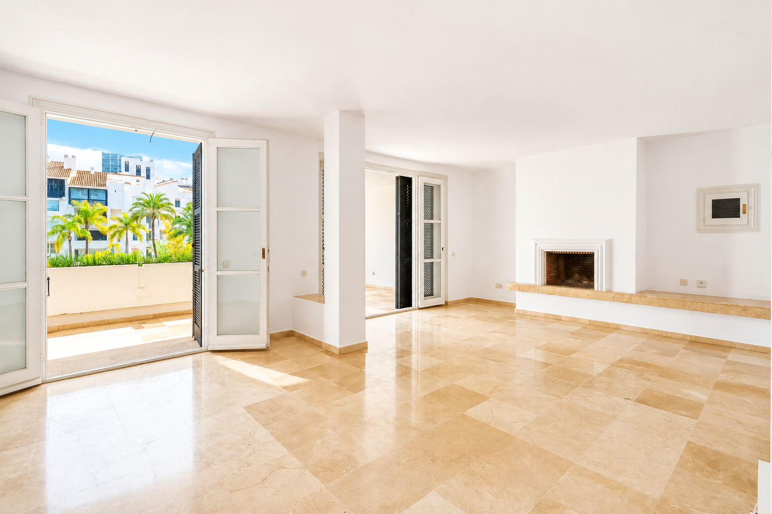 3 Bedroom Apartment in Marbella - Photo 7