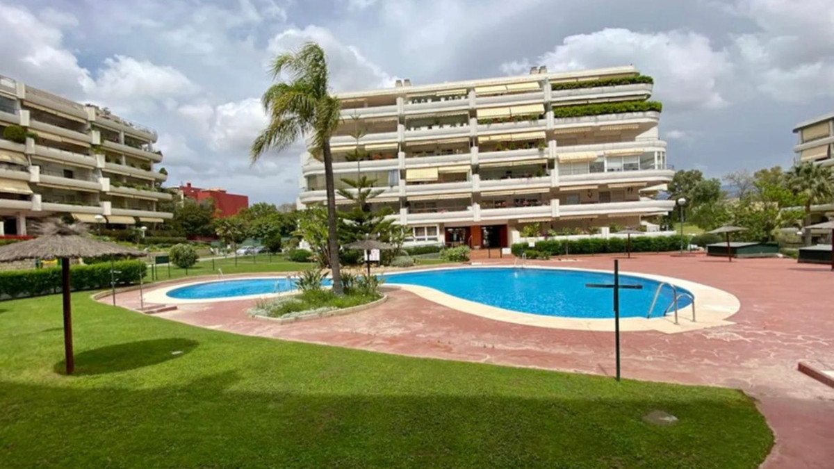 3 Bedroom Apartment in San Pedro de Alcántara - Photo 14