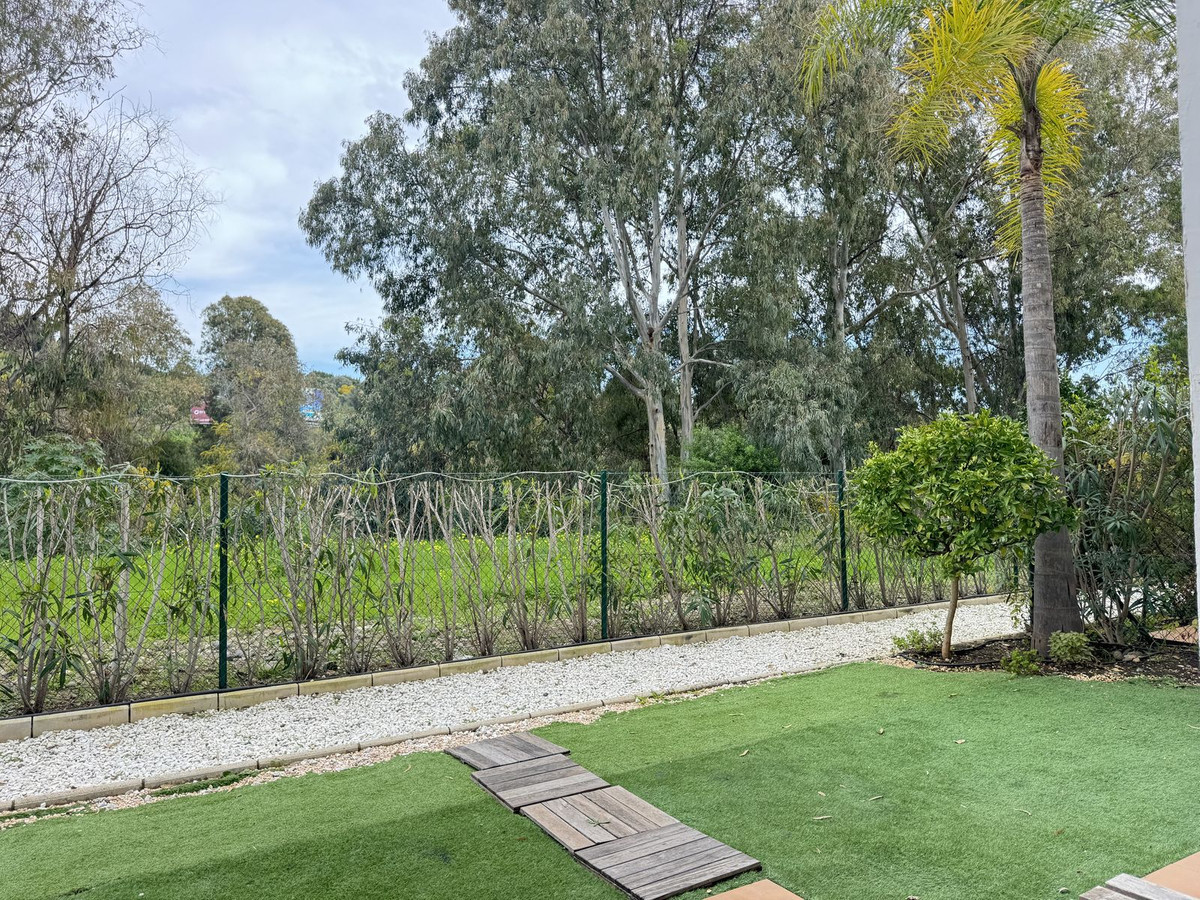 2 Bedroom Apartment in Marbella - Photo 8
