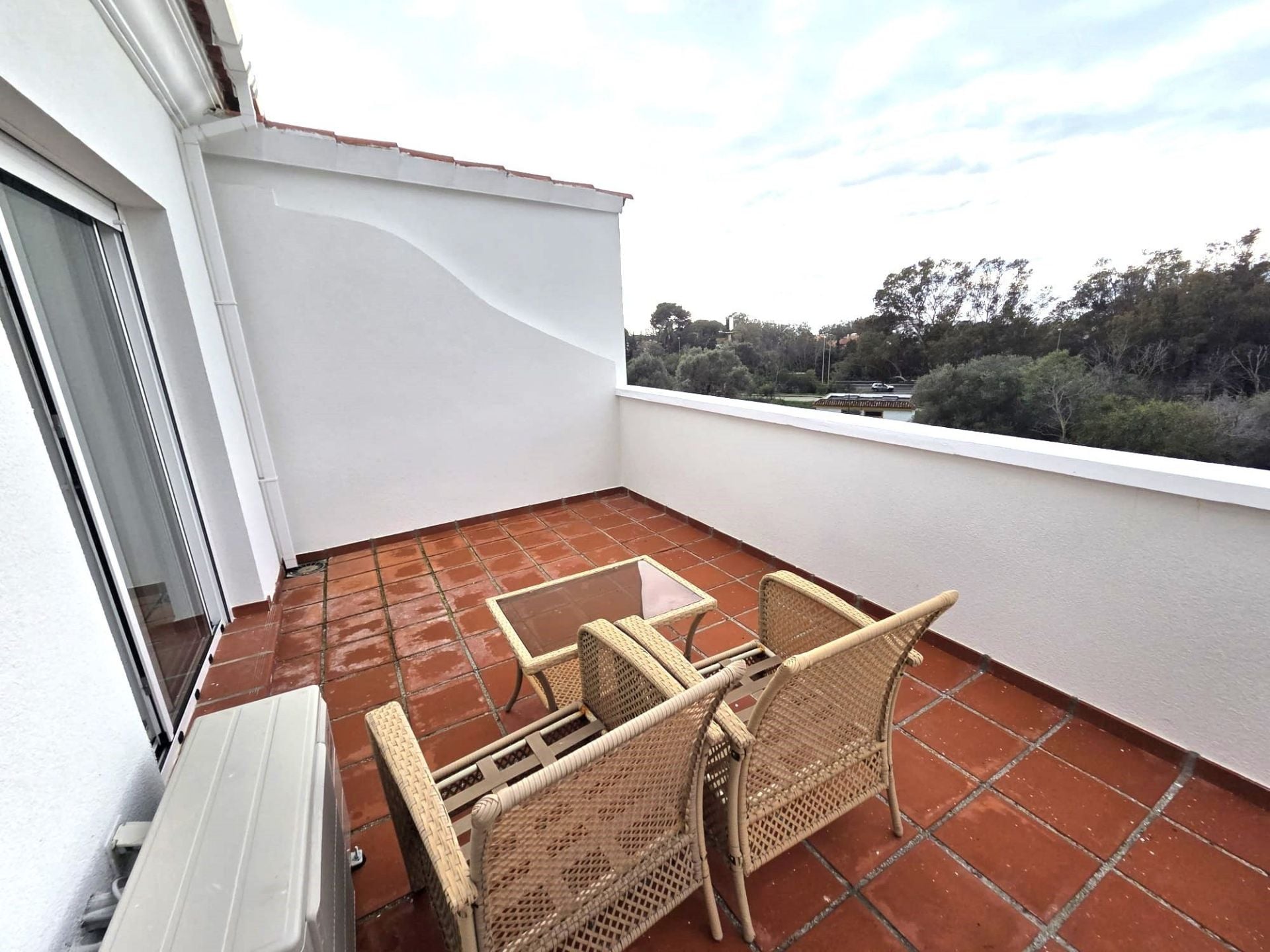 4 Bedroom Villa in Marbella - Photo 20