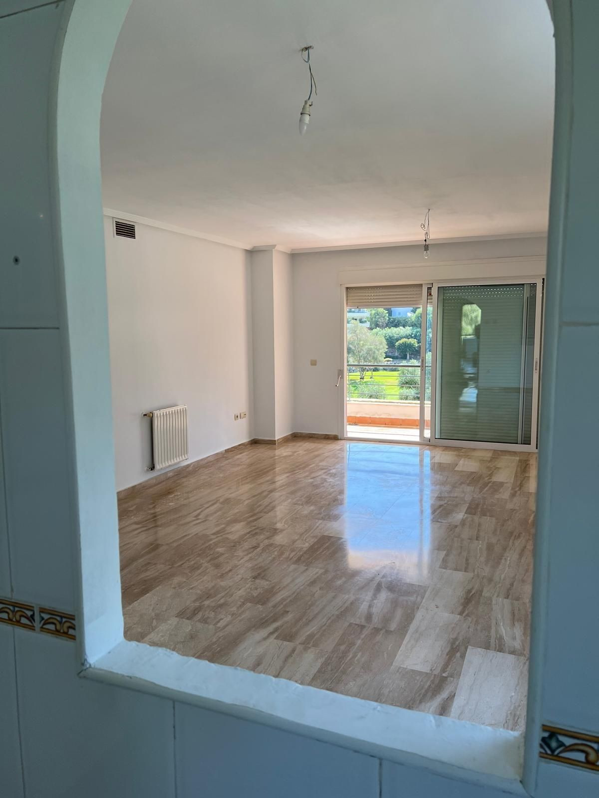 3 Bedroom Apartment in San Pedro de Alcántara - Photo 11