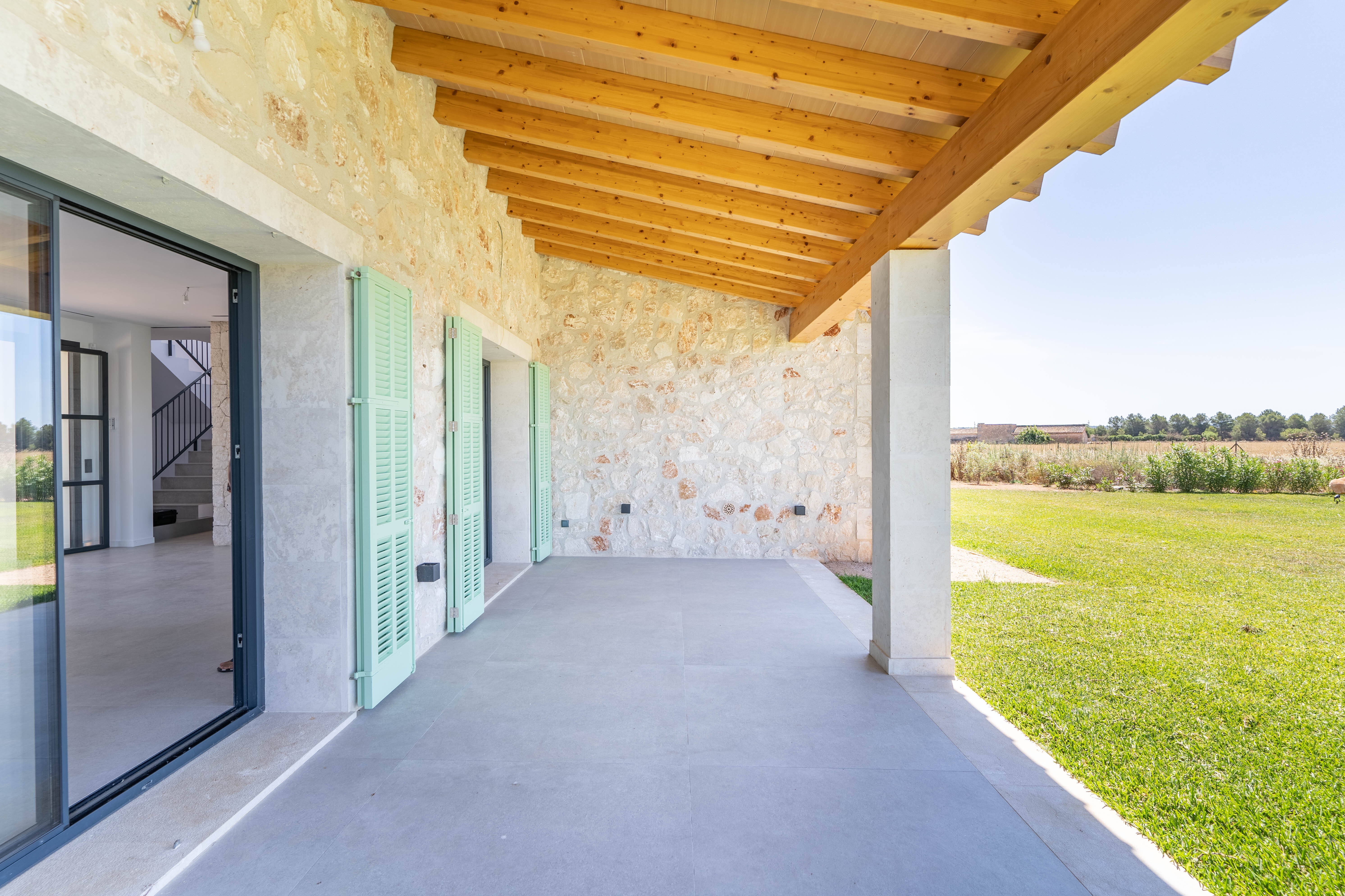 Chalet de 5 dormitorios con piscina en Baleares – Foto 19