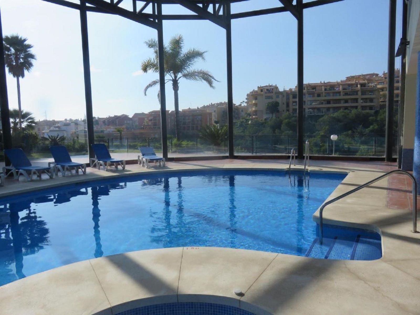 2 Bedroom Apartment in Mijas - Photo 18