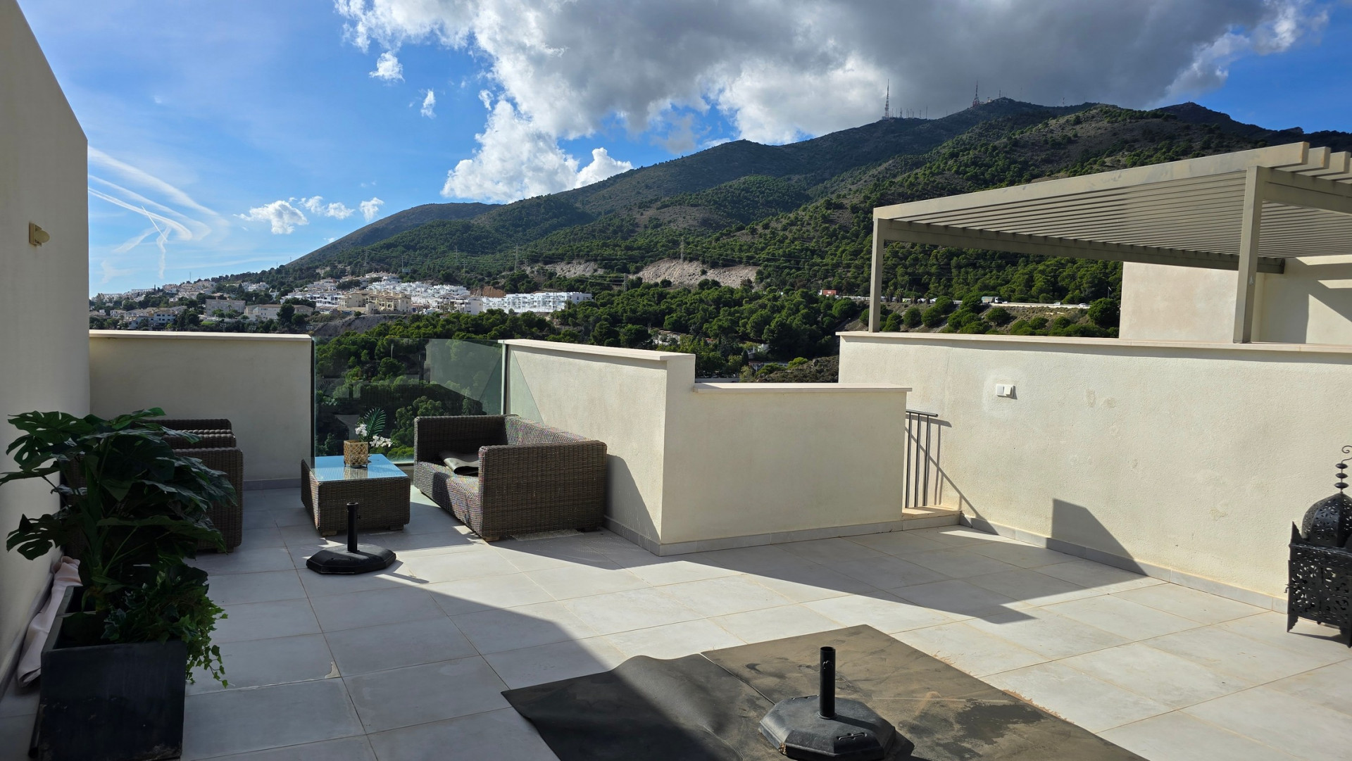 2 Bedroom Apartment in Benalmádena - Photo 13