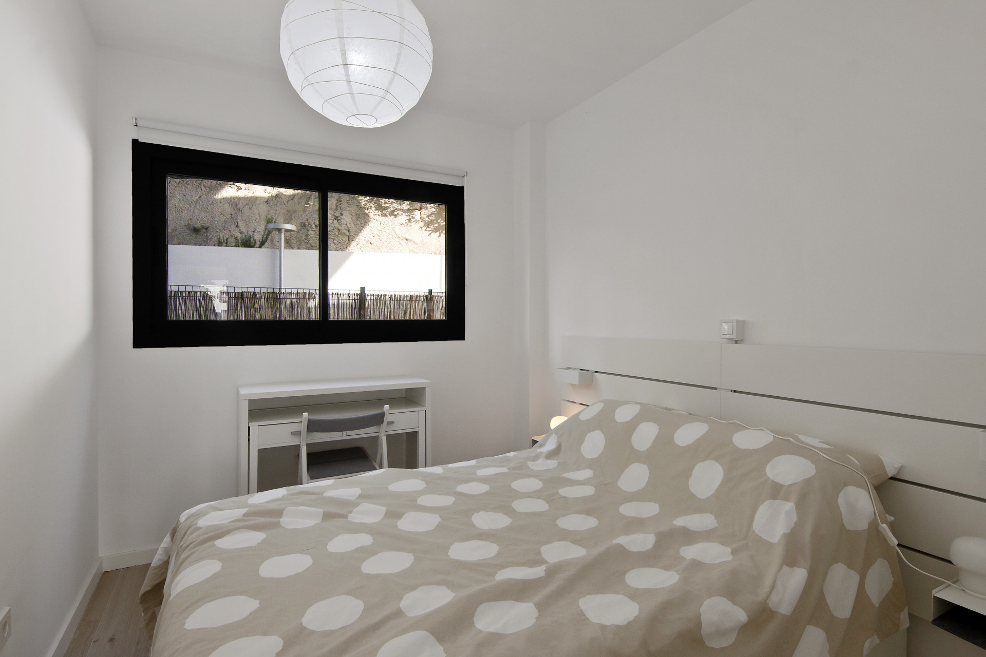 3 Bedroom Apartment in Estepona - Photo 9