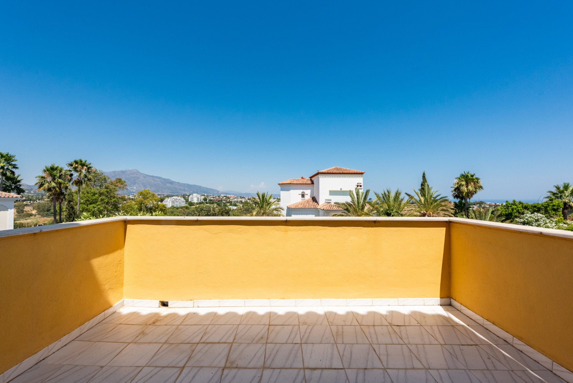 5 Bedroom Villa in Estepona - Foto 28