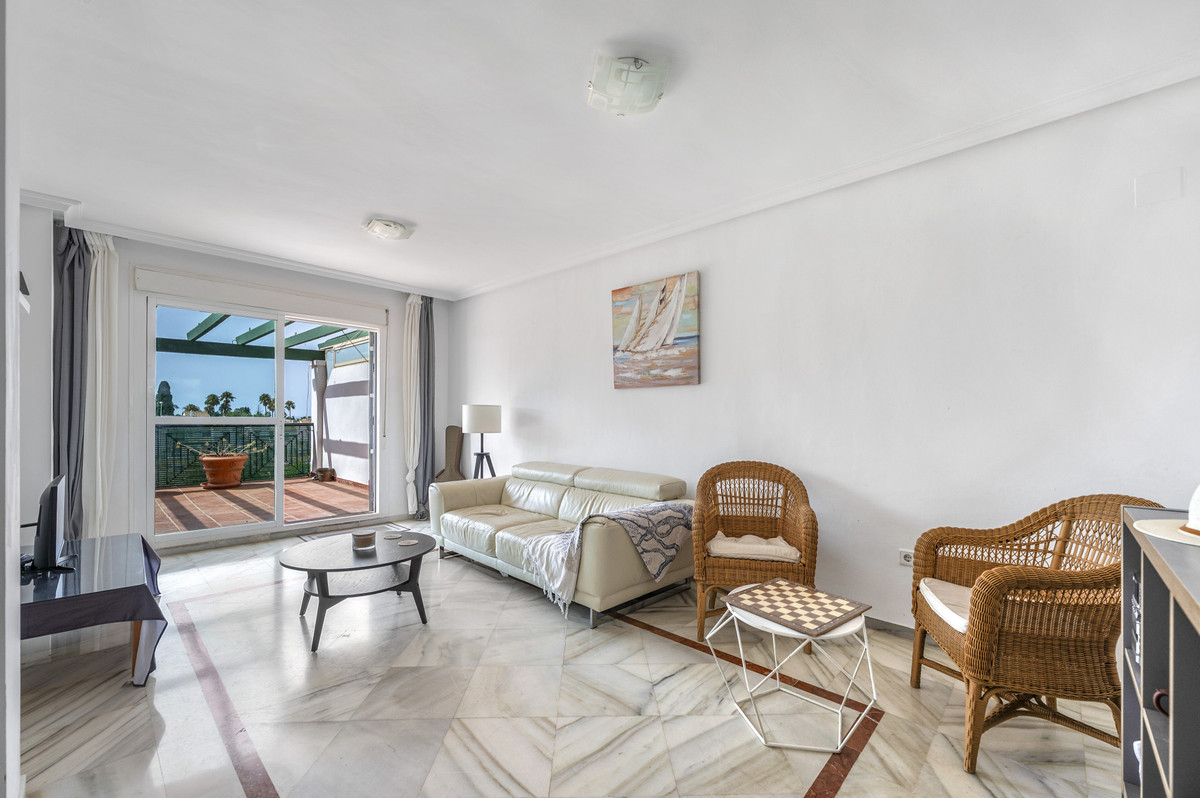 2 Bedroom Apartment in Marbella - Foto 5