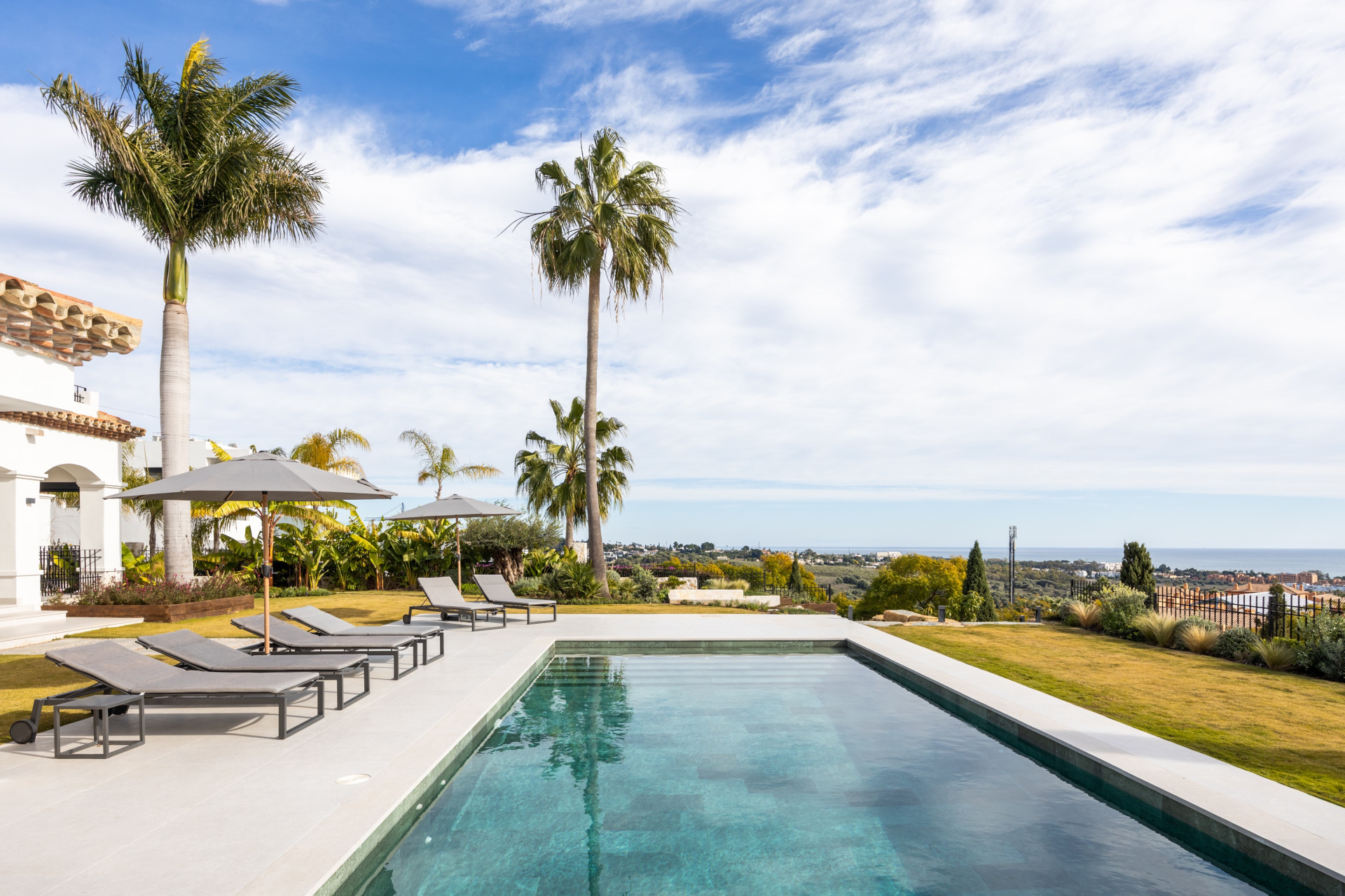 4 Bedroom Villa in Benahavís - Фото 11