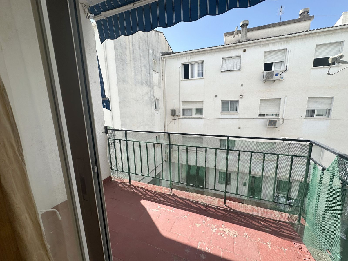 3 Bedroom Apartment in San Pedro de Alcántara - Photo 7