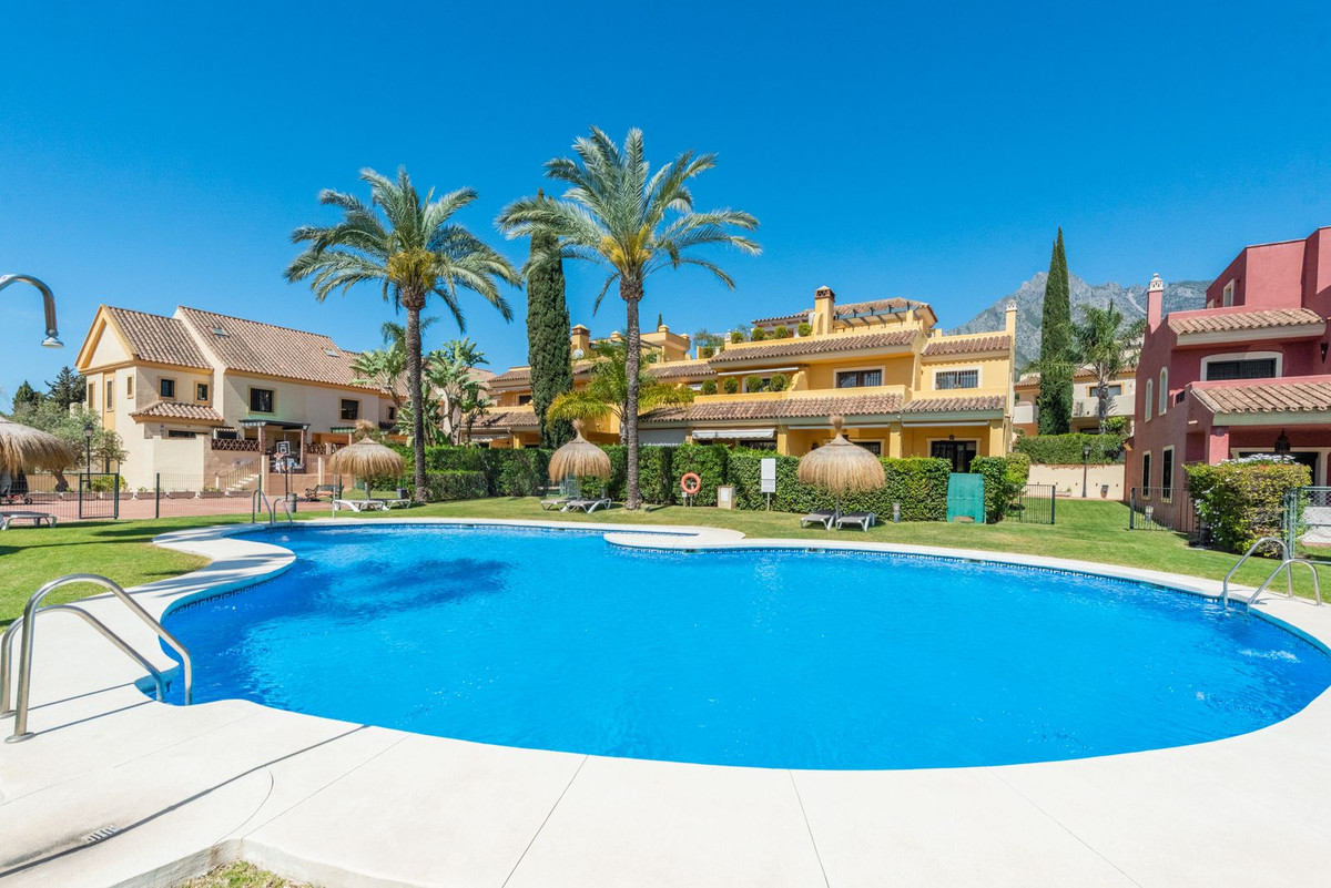 4 Bedroom Townhouse in Marbella - Photo 28