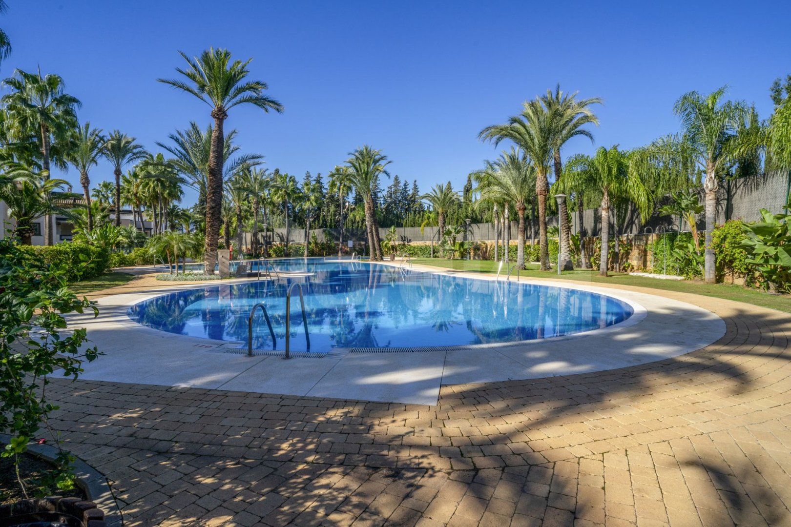 2 Bedroom Apartment in Marbella - Photo 15