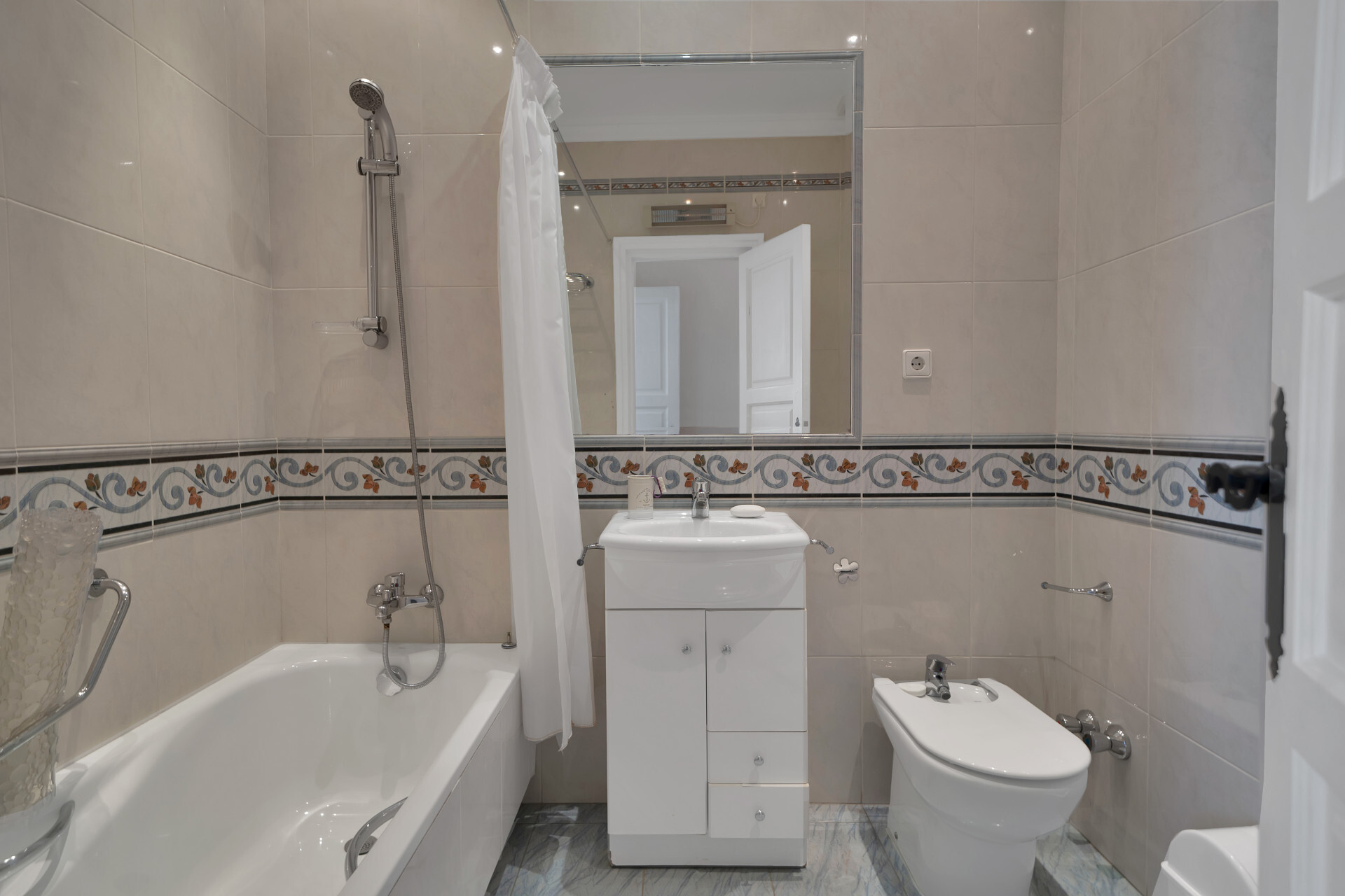 6 Bedroom Villa in Marbella - Foto 26