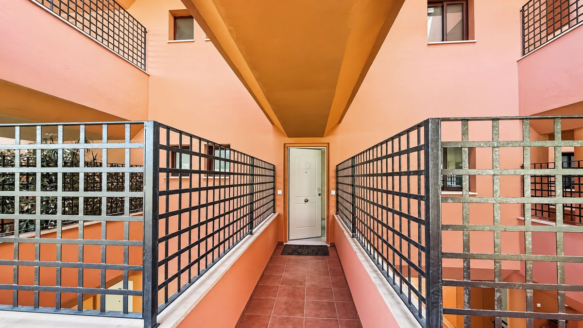 2 Bedroom Apartment in Mijas - Foto 4