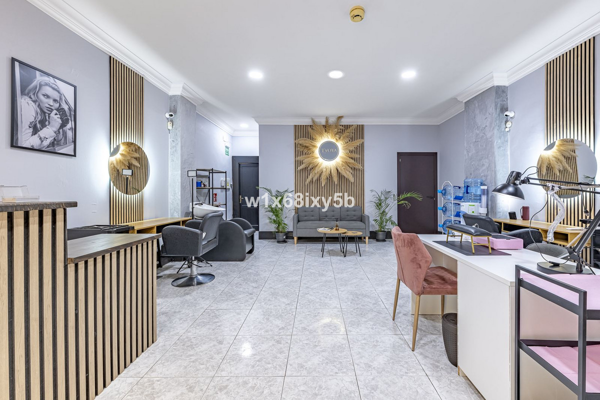 Local commercial à Malaga, Espagne – Photo 1