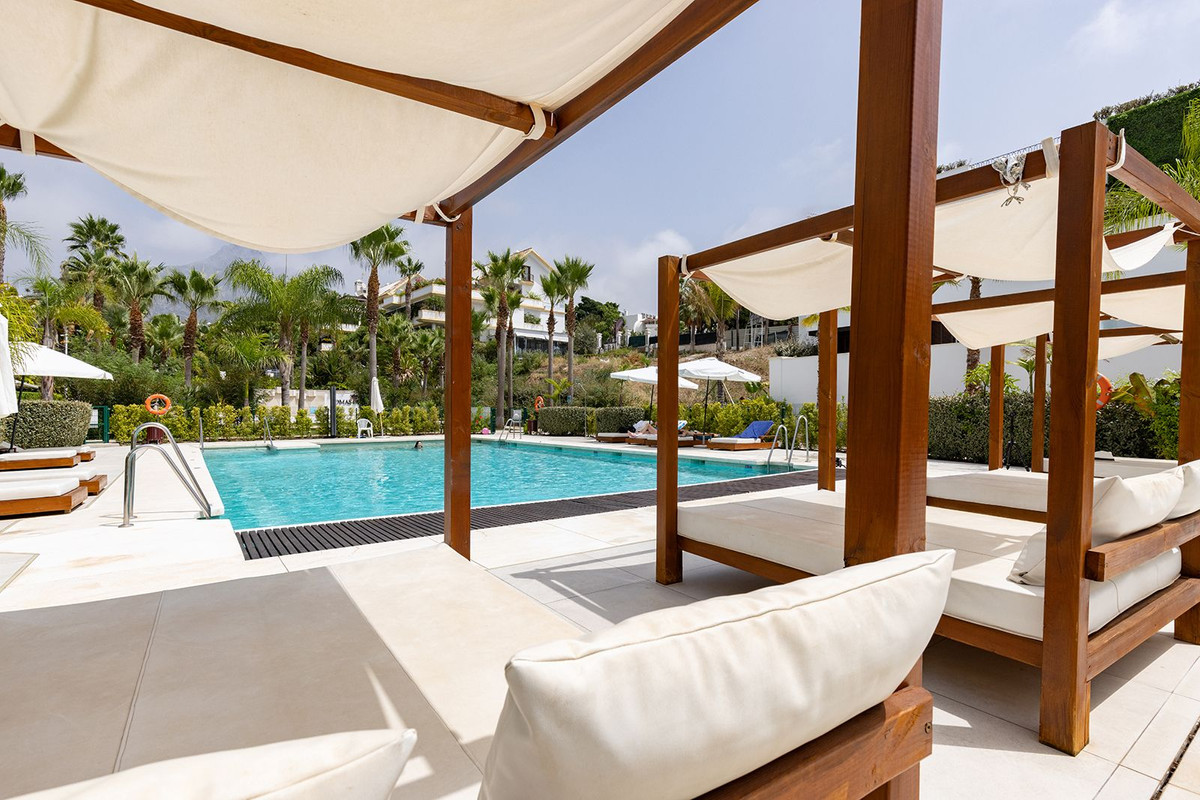 2 Bedroom Apartment in Marbella - Photo 54