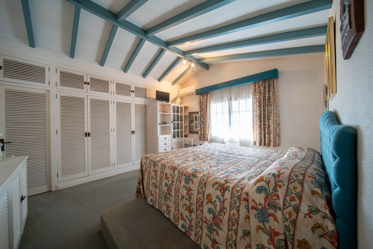 3 Bedroom Villa in Fuengirola - Photo 20