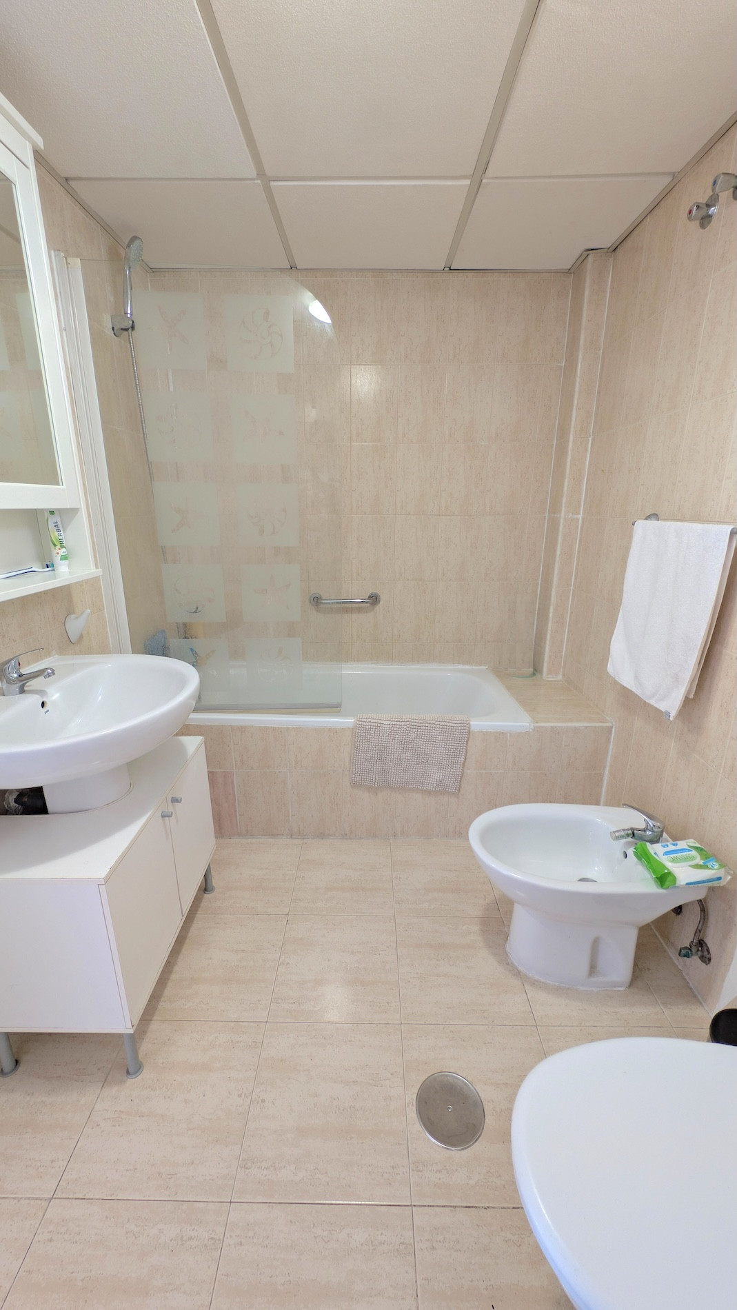 2 Bedroom Apartment in Benalmádena - Photo 15
