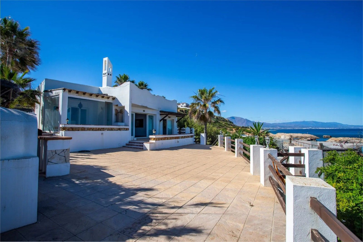 3 Bedroom Villa in Manilva - Photo 13