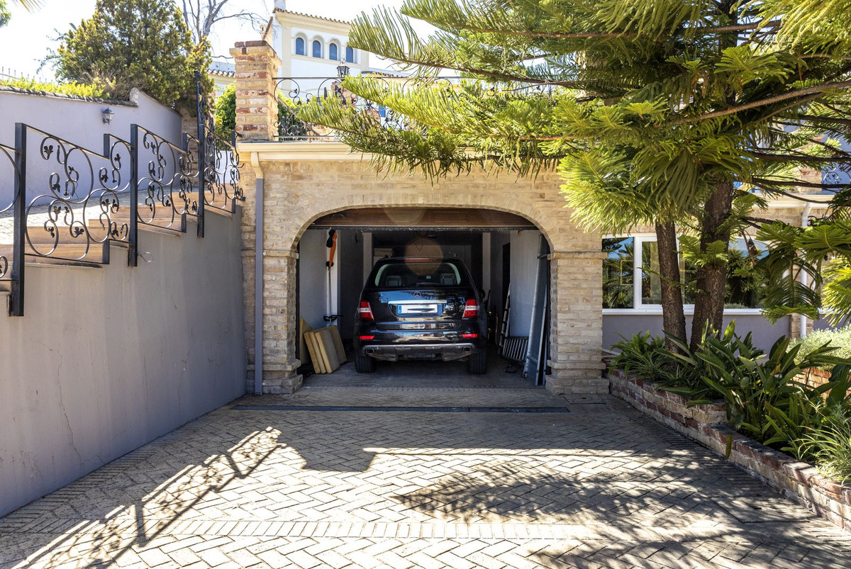 5 Bedroom Villa in Benahavís - Foto 32