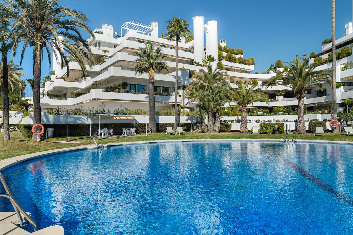 3 Bedroom Apartment in Marbella - Photo 60