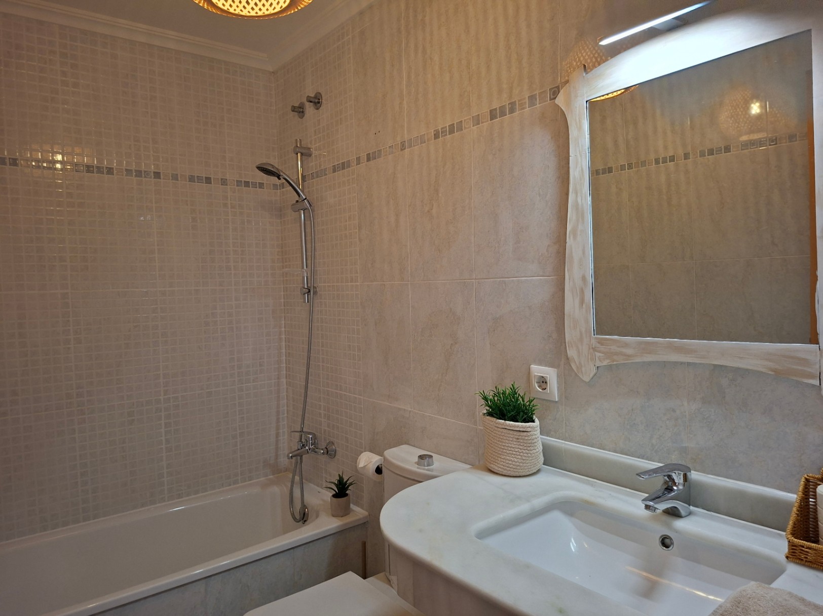 Apartamento com 2 quartos com piscina em Alicante, Espanha – Foto 21
