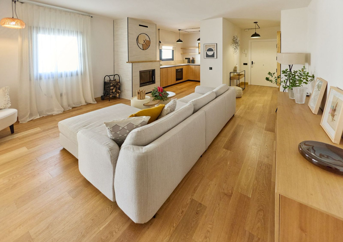 2 Bedroom Apartment in Marbella