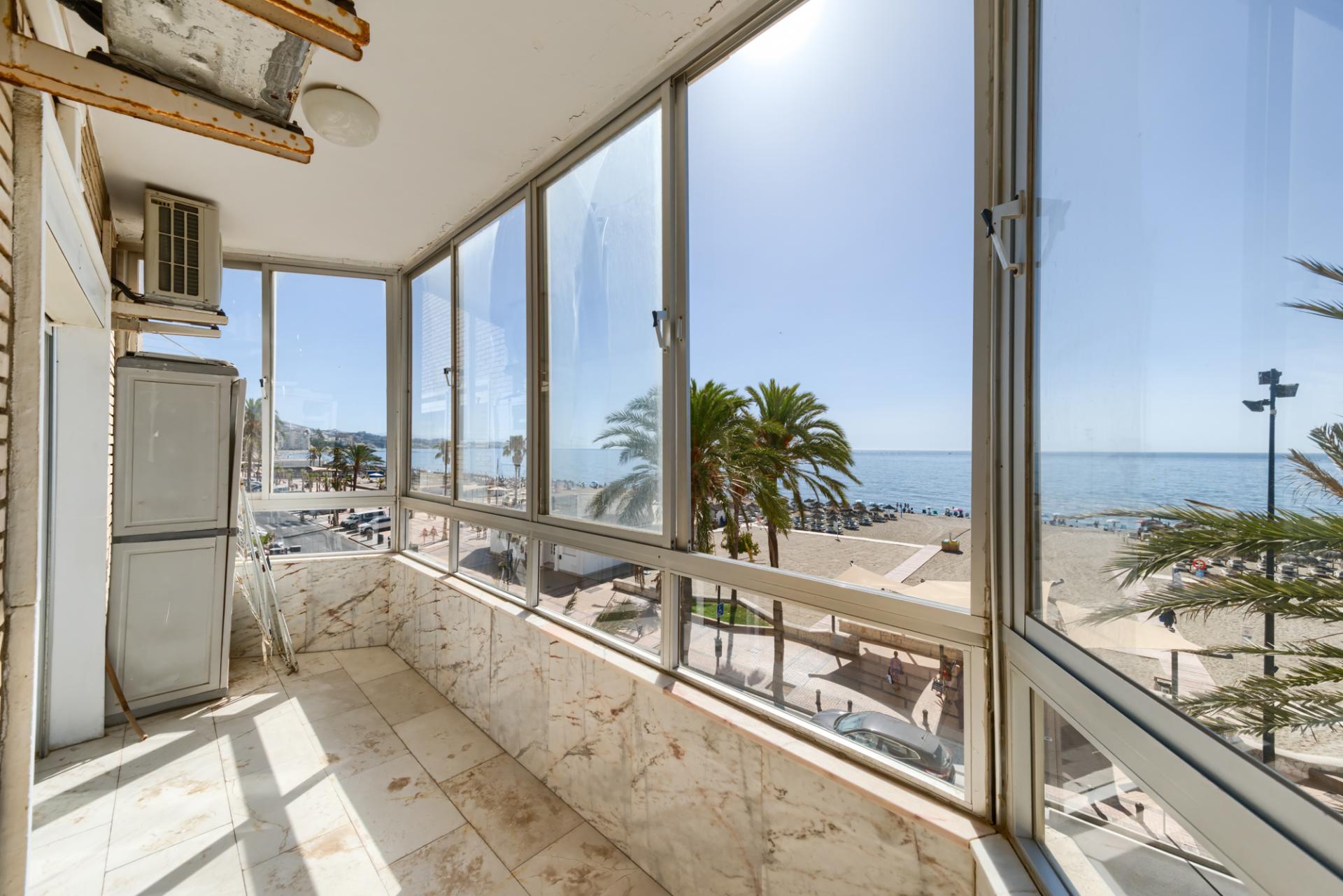 3 Bedroom Apartment in Fuengirola - Photo 8