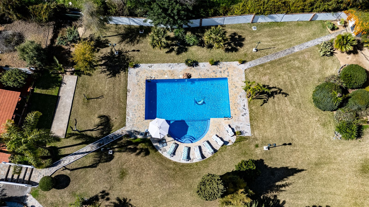 5 Bedroom Villa in Alhaurín de la Torre - Photo 55