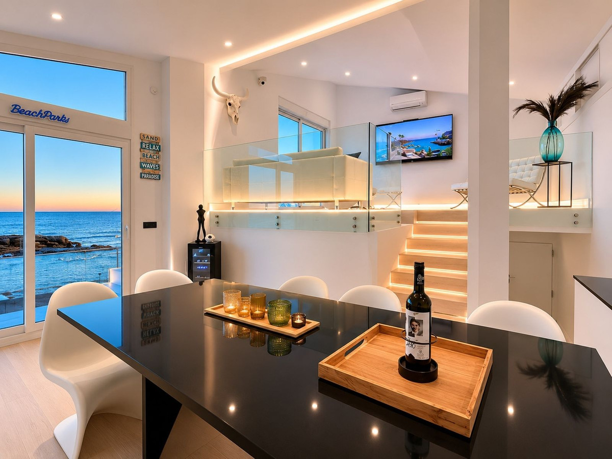 4 Bedroom Villa in Estepona - Photo 20