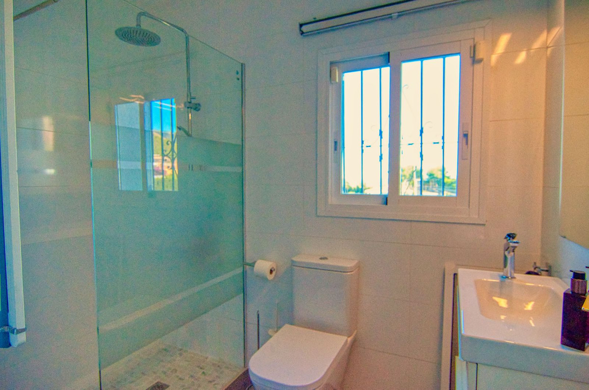 4 Bedroom Villa in Benalmádena - Foto 26