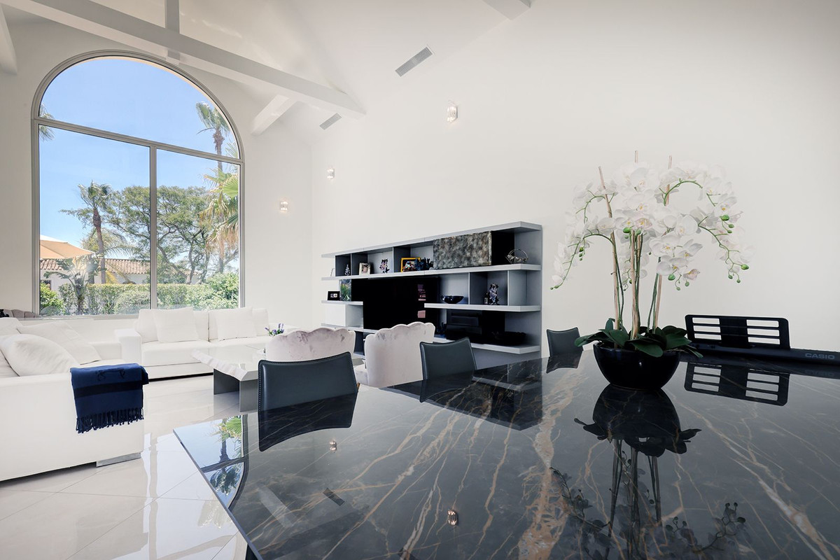 5 Bedroom Villa in Sotogrande - Photo 15