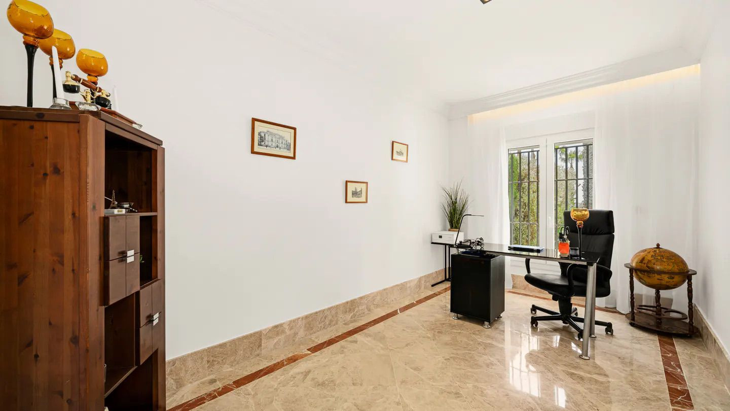 4 Bedroom Villa in Marbella - Photo 15