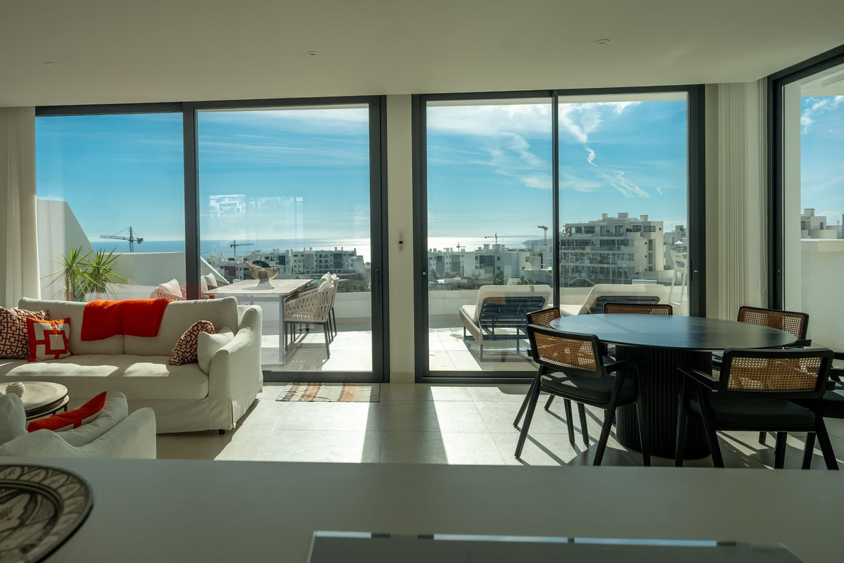 3 Bedroom Penthouse in Fuengirola - Photo 49