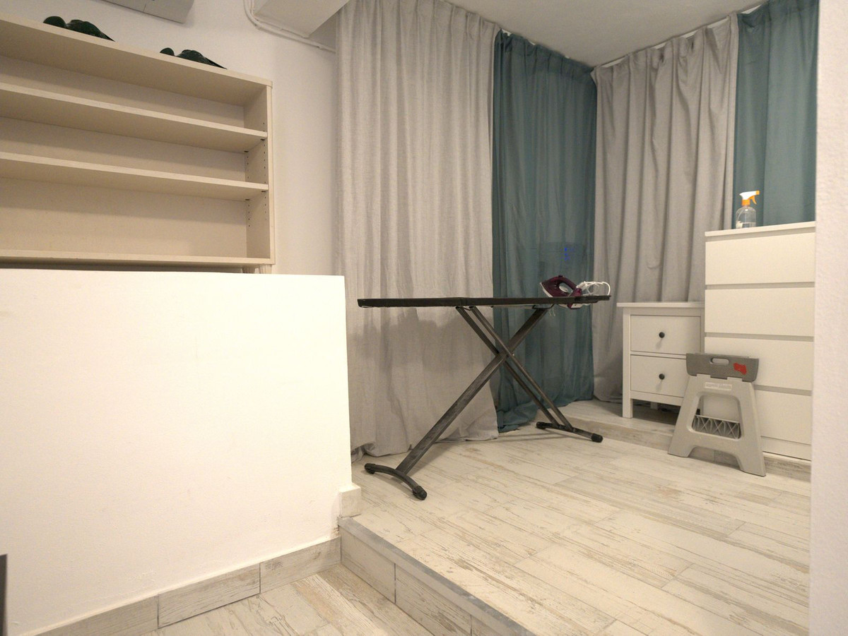 5 Bedroom Villa in Fuengirola - Photo 60